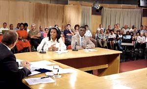 mi5-1b.jpg (120036 bytes)