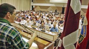 Como una tarea de la Revoluci�n, patrimonio de muchos organismos, defini� Otto Rivero a la Universalizaci�n de la Universidad. Foto: JUVENAL BAL�N