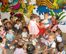 Ning�n pa�s ha trabajado m�s por la educaci�n, la cultura, la salud, los derechos, la participaci�n social y la felicidad de sus ni�os.