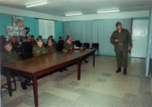 Iv�n Ordaz Curbelo, presidente del Consejo de Defensa de La Habana, inform� tambi�n sobre la preparaci�n de la provincia para el Ejercicio Estrat�gico Basti�n 2004. Foto: GEOVANI FERN�NDEZ
