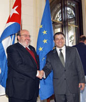 Louis Michel durante sus encuentros con Felipe P�rez Roque y Ricardo Alarc�n. Foto: JUVENAL BAL�N 