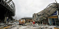 La gr�fica de Reuters muestra la destrucci�n del hotel Marriott International Inc, en Quintana Roo, M�xico.