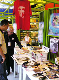 Parte de la muestra cubana en FILVEN 2005.