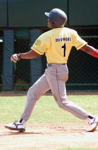 Giorvis la bot dos veces en Morn. Foto: RICARDO LPEZ