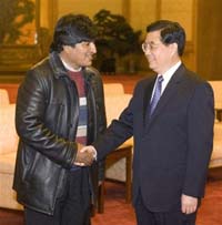 El Jefe de Estado chino, Hu Jintao, recibi� al presidente electo de Bolivia, Evo Morales.