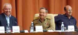 General de Ejrcito Ral Castro Ruz, Primer Vicepresidente de los Consejos de Estado y de Ministros.