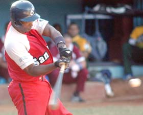 Rolando Meri�o empujo  siete carreras, con un jit y dos jonrones.