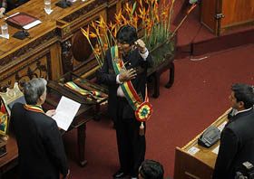 Evo Morales asumi� este viernes el segundo mandato presidencial.