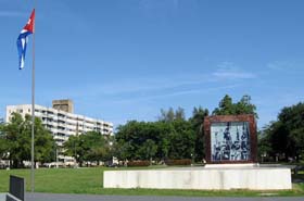 Mausoleo a los m�rtires de Artemisa, tambi�n un s�mbolo para la nueva provincia. Foto: Joel Mayor