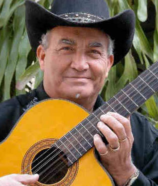 Eliades Ochoa
