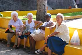 Las mujeres cubanas tienen mayor esperanza de vida que los hombres. Foto: Otmaro Rodr�guez