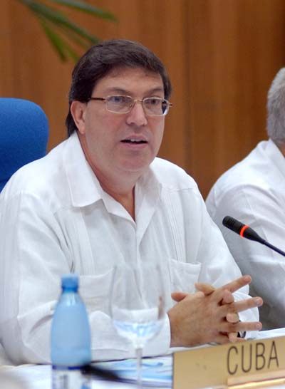 Momento en que haca uso de la palabra el Canciller cubano. El venezolano Rodolfo Sanz fue designado como Coordinador Ejecutivo del ALBA. Fotos: Jorge Luis Gonzlez