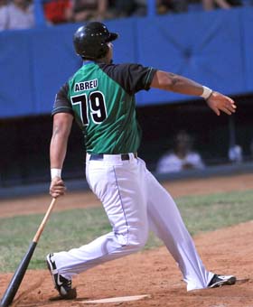 Jos Dariel pudiera romper la marca de bases intencionales.