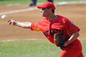 Jorge Alberto Martnez fue el verdugo de los Gallos. FOTO: RICARDO LPEZ HEVIA
