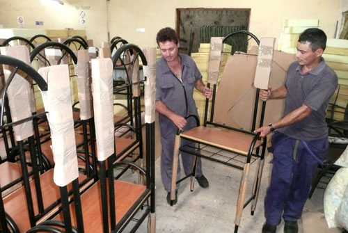 Produccin a punto de ser enviada al solicitante. La adecuada manipulacin evita daos a los artculos y las consiguientes reclamaciones.  Foto del autor