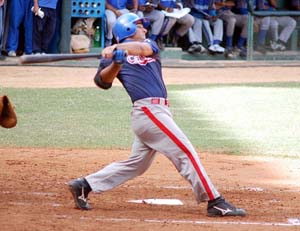 Norberto Concepci�n dispar� su segundo jonr�n como emergente. Foto: Ricardo L�pez. 