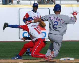 Los peloteros cubanos saldr�n a darlo todo en el diamante. Foto: RICARDO L�PEZ HEVIA