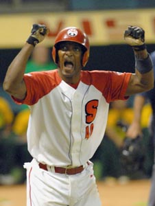 Merio mantiene su paso ofensivo en la postemporada. Foto: Ricardo Lpez Hevia