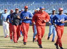 La preselecci�n ya se prepara en el Latino. Foto: Ricardo L�pez Hevia