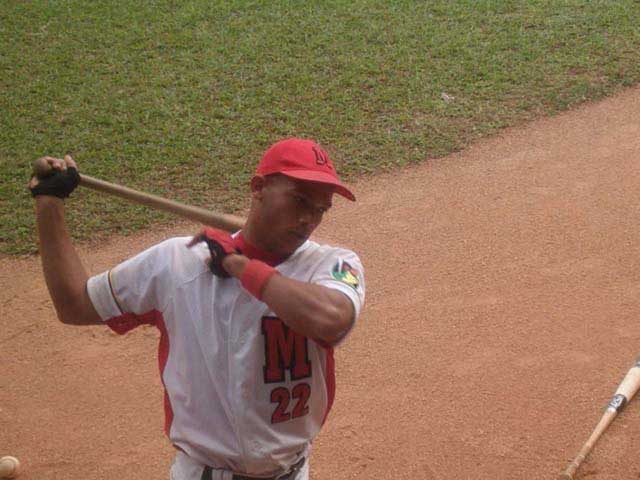 El matancero Yadiel Hernndez est en el grupo de los bisoos destacados.