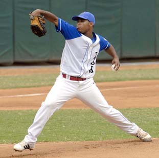 El zurdo Rendn trabaj bien durante cinco captulos. Foto: Ricardo Lpez Hevia.