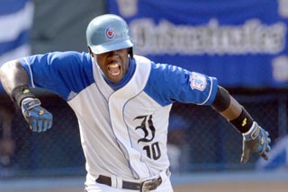 El cuadrangular del torpedero azul levant en vilo a la aficin. Fotos: Ricardo Lpez Hevia