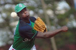 El cienfueguero Noelvis Entenza sum� su cuarta victoria. Foto: Ricardo L�pez Hevia. 