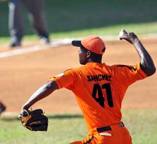 Ala�n S�nchez, con ocho victorias, es el mejor del staff naranja. FOTO: RICARDO L�PEZ HEVIA
