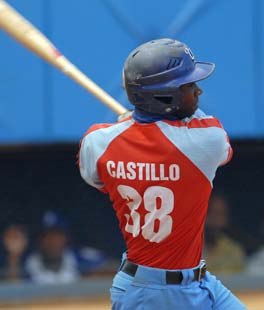 Rusney dej� al campo a los Cazadores. FOTO: RICARDO L�PEZ HEVIA