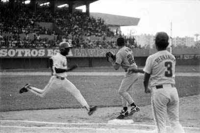 Norteamericanos y cubanos volver�n a encontrarse en el diamante. FOTO: RICARDO L�PEZ