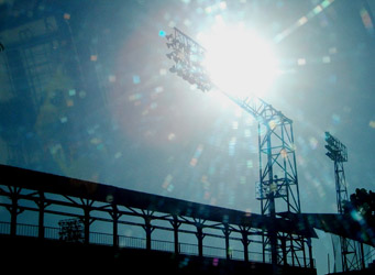 Hoy estas torres deben asegurar la luz sobre el terreno. FOTO: PASTOR BATISTA VALD�S