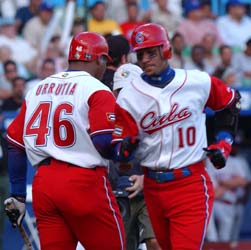 Yuliesky dio a Cuba la primera carrera. Foto: Ricardo L�pez Hevia