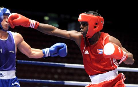 Torriente vs Kocebas (Foto: Fabio Bozzani/AIBA)