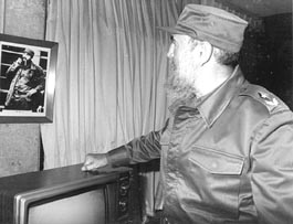 Fidel y Celia en distintos momentos de estos 40 aos, en la oficina de la Direccin de Granma. (Fotos: Osvaldo Salas)