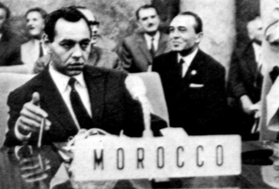 Participantes en la I Cumbre. Rey de Marruecos, Hassan II. 