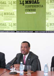 doctor Pastor Micha Ondo Bile, ministro de Relaciones Exteriores y Cooperacin de Guinea Ecuatorial. Foto: Arnaldo Santos