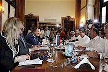 Bruno Rodr�guez Parrilla e Serguei Lavrov.