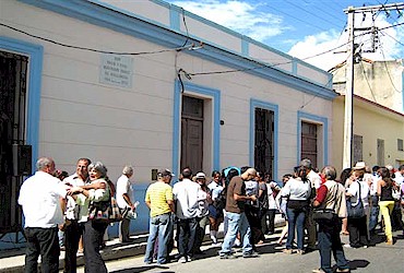 Nella strada ch eogi porta il suo nome si triv alacasa dove nacque la Avellaneda il 23 marzo del 1814. 