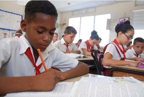 UNESCO recognizes Cubas educational accomplishments