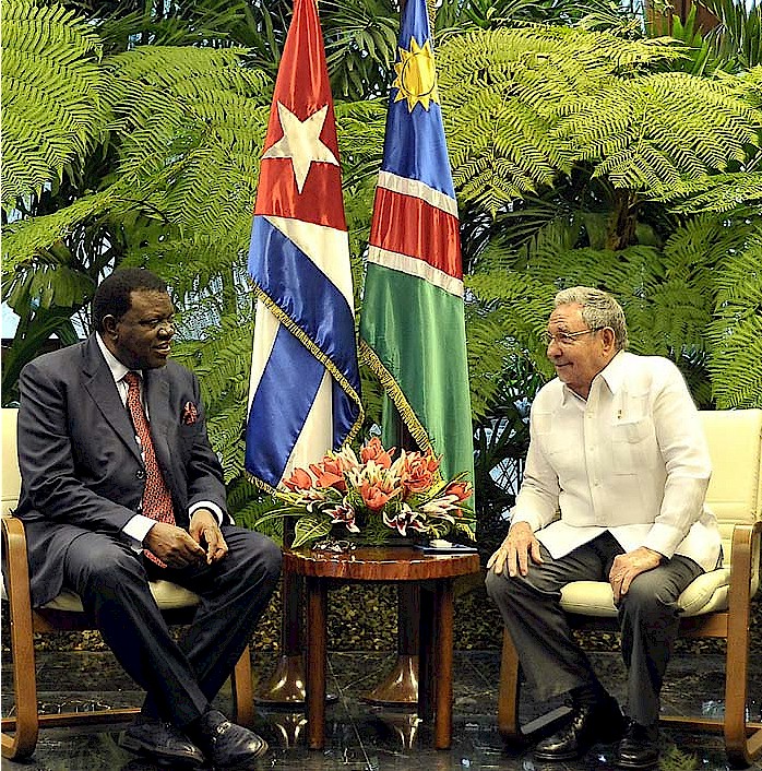 Raúl recebeu primeiro-ministro da Namíbia