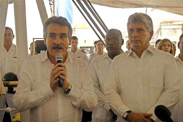 Il ministro della Difesa argentino, Agustín Rossi, ha spiegato che i “fondi avvoltoio” sono una minaccia per l’economia del suo paese.