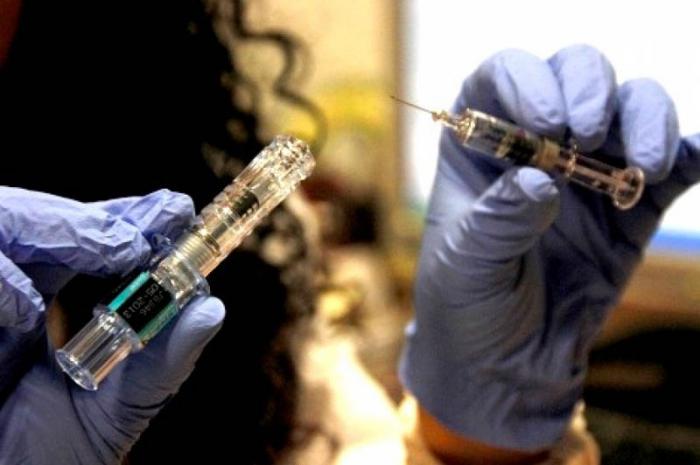 Vaccini e test clinici. A partire dal 2015 si comincerà a vaccinare tutta la popolazione contro il colera, con priorità per i bambini( foto Cubasi).
